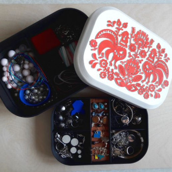Népi motívumos ékszerdoboz