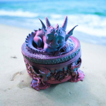 Festett Sárkánydoboz