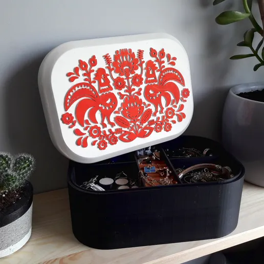 Népi motívumos ékszerdoboz