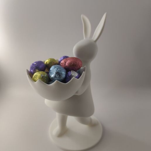Minimalista Húsvéti Nyuszi Tál Csokitojásokhoz