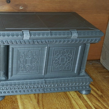 Reneszánsz Stílusú Díszdoboz